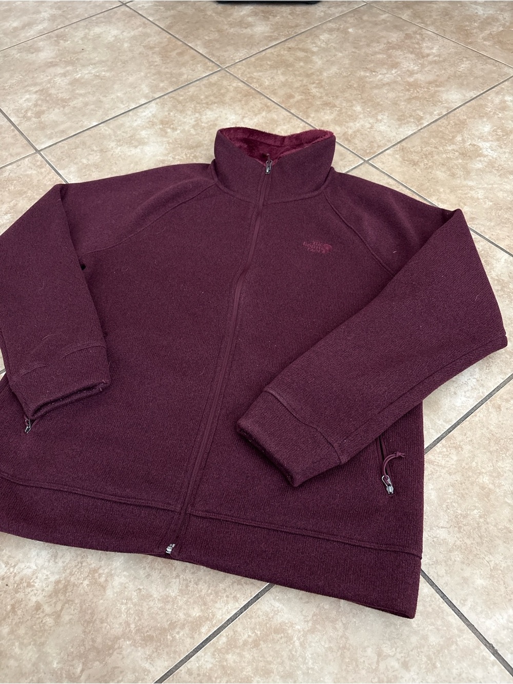 The North Face Women's Full-Zip Fleece Jacket - Deep Burgundy